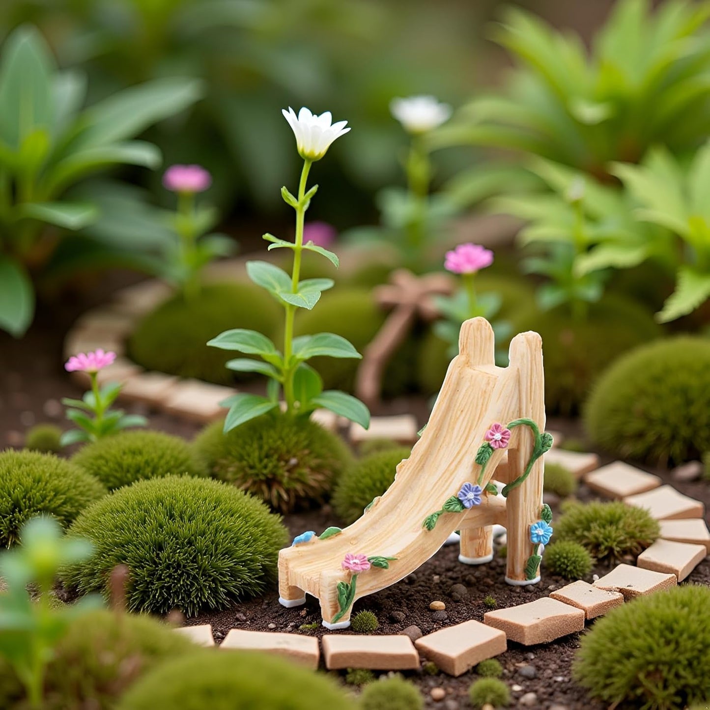 Kai Dream Miniature Fairy Garden Accessories, Resin Slide, 2.8 * 1.4 * 2.8 inches, Decorative Landscape, Dollhouse Decor