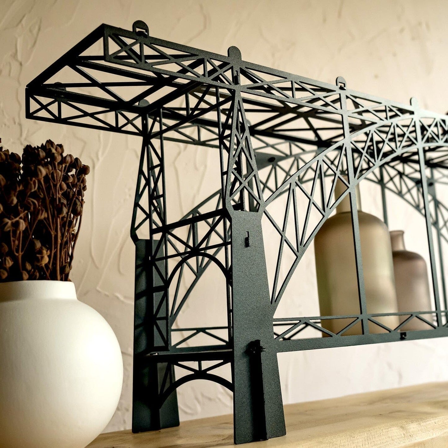 Metal Bridge Shelf – Iron Floating Shelf for Wall or Desk Use – Decorative Storage Rack for Books, Plants & Home Decor – Wall-Mounted or Tabletop Display (Dom Luis Black)