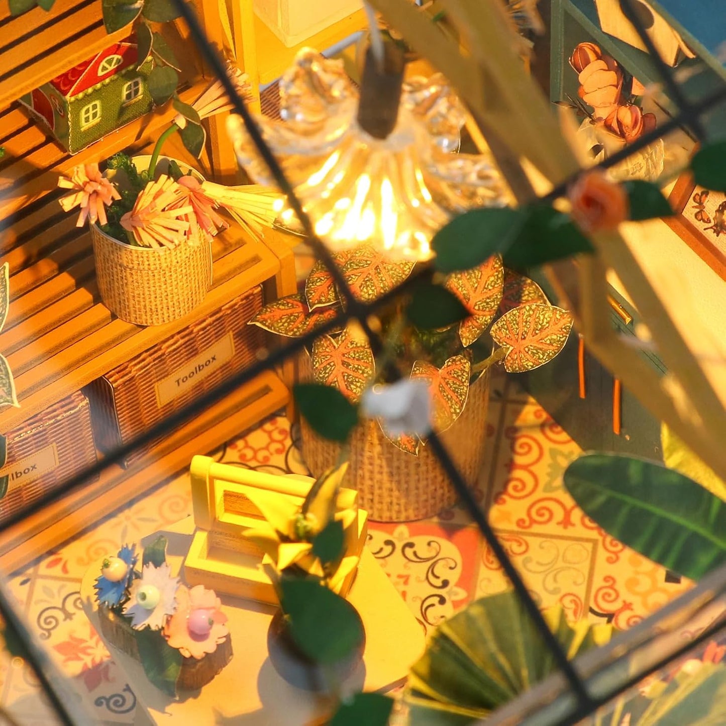 GuDoQi DIY Miniature Dollhouse Kit, Tiny House kit with Furniture, Miniature House Kit 1:24 Scale, Handmade Gift for Birthday Christmas Day, Sunshine Flower House