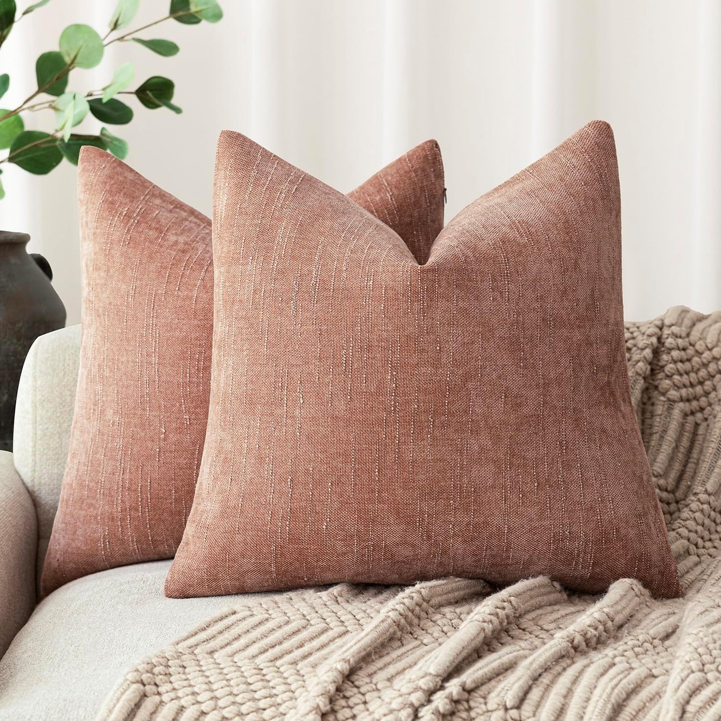 Foindtower Pack of 2 Textured Chenille Throw Decorative Pillow Covers Square Accent Solid Cushion Cover Neutral Farmhouse Pillow Case for Couch Sofa Bedroom Living Room 16x16 Inch,Dusty Pink