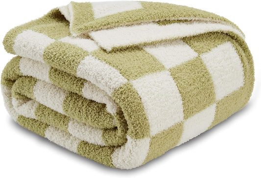 CozeCube Super Soft Fullfy Microfiber Reversible Knitted Blankets, Warm Cozy Fuzzy Plush Throw, Sage Green and White Checkered Throw Blanket for Couch Bed Sofa, 60" x 80"