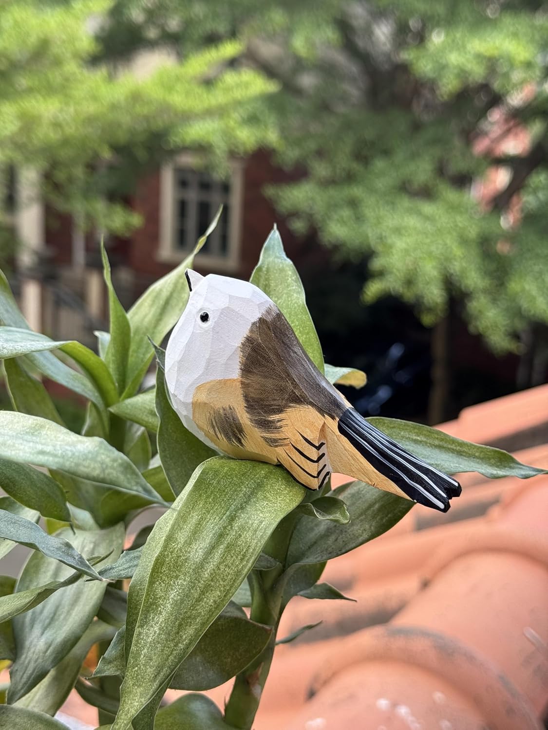 LWINGFLYER Hand-Carved Wooden Bird Figurines for Christmas Decoration, Artificial Bird Statue,Gift for Bird Lovers, Carved Small Animal Ornament Christmas Home Decor