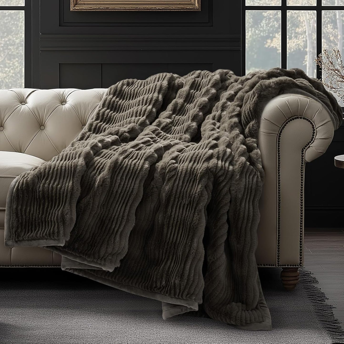 EVERGRACEHOME Ultra Soft Faux Fur Throw Blanket for Couch, Luxury Sculpted Texture Faux Rabbit Fur Blanket for Bed, Fluffy Thick Plush Warm Fuzzy Throw, 920GSM (Dark Taupe, 50''x60'')