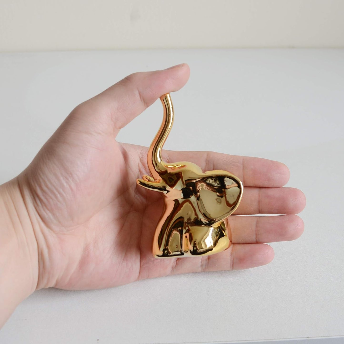 Home Decor Elephant Statues,1 Pair, Small Decorative Accents for Shelves, Livingroom and Bedroom, Gold and White