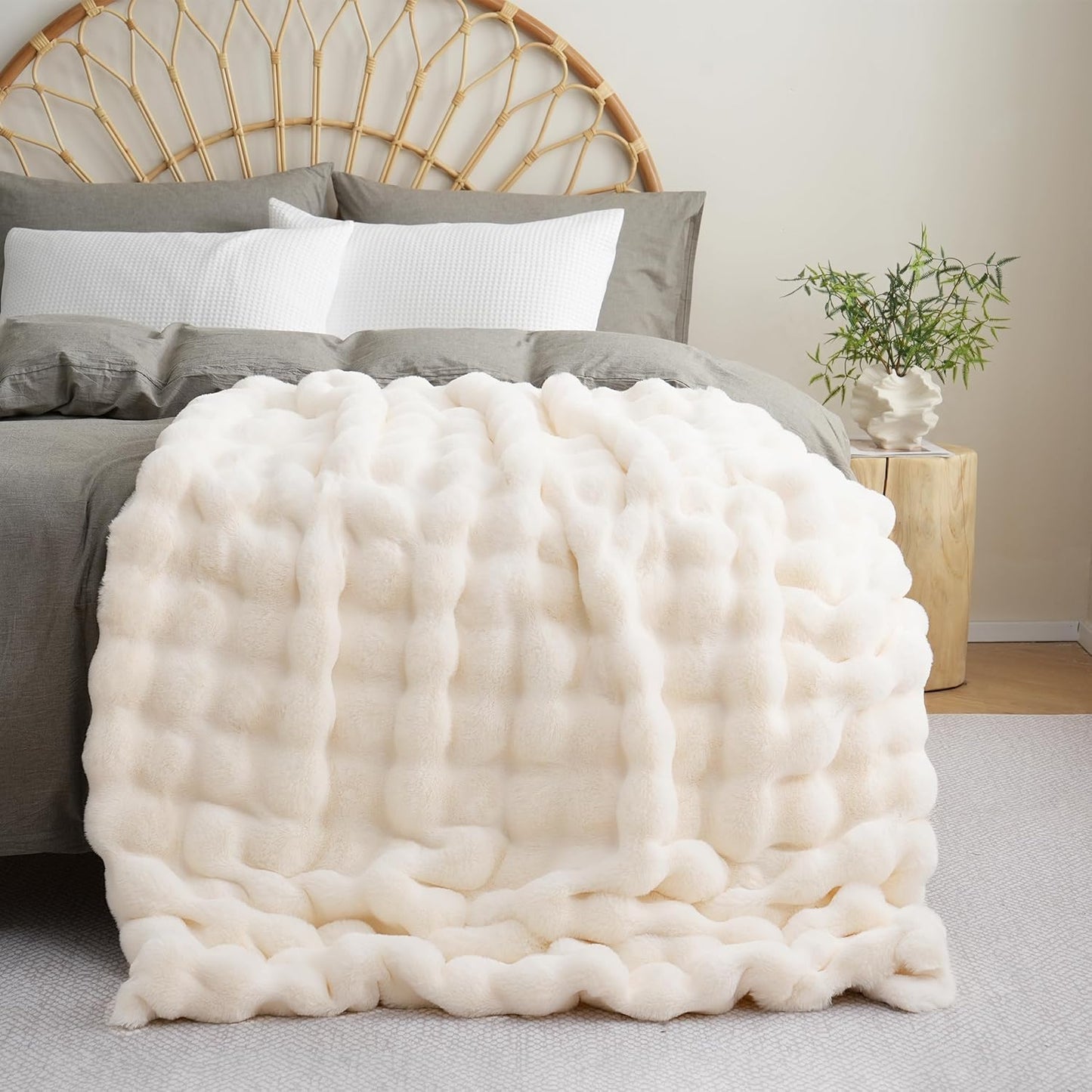 BENVWE Fluffy Faux Fur Throw Blanket for Couch, Soft Plush Thick Cozy Fuzzy Luxury Minky Bubble Blanket for Home Living Room Decor Gift for Women, Warm Ivory, 63" x 80", 1100GSM