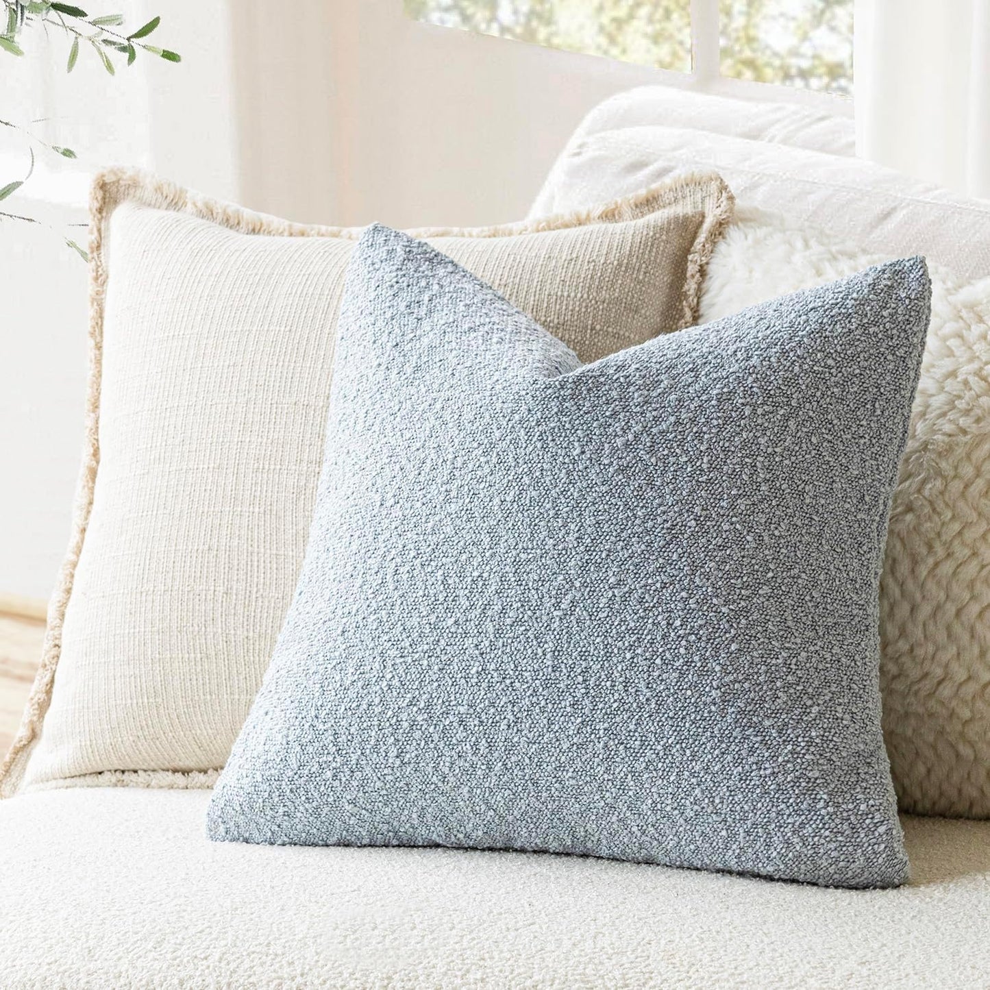 Foindtower Modern Textured Boucle Throw Pillow Covers Accent Solid Decorative Pillow Cases Cozy Woven Couch Cushion Case for Chair Sofa Bed Living Room Home Decor, 20 x 20 Inch, 1PC, Light Blue