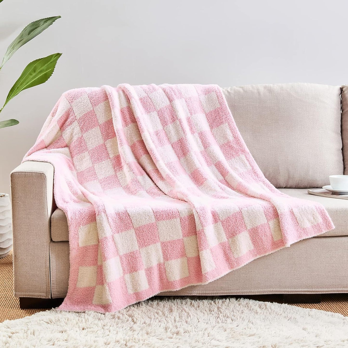 CozeCube Super Soft Fullfy Microfiber Reversible Knitted Blankets, Warm Cozy Fuzzy Plush Throw, Pink and White Checkered Throw Blanket for Couch Bed Sofa, 50" x 60"