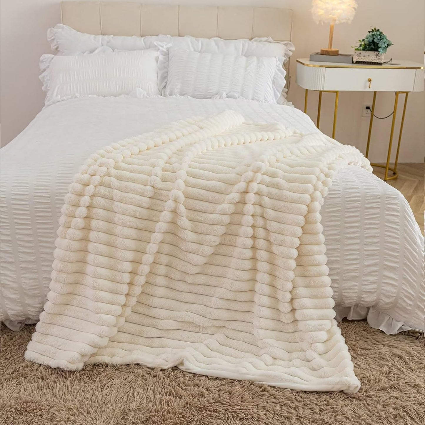 Cream White Faux Fur Throw Blanket for Couch, Fuzzy Cozy Soft Warm Plush Striped Throw Blanket, Christmas Decorative Fluffy Winter Blanket for Sofa Bed Living Room Home Decor, 60"x80"