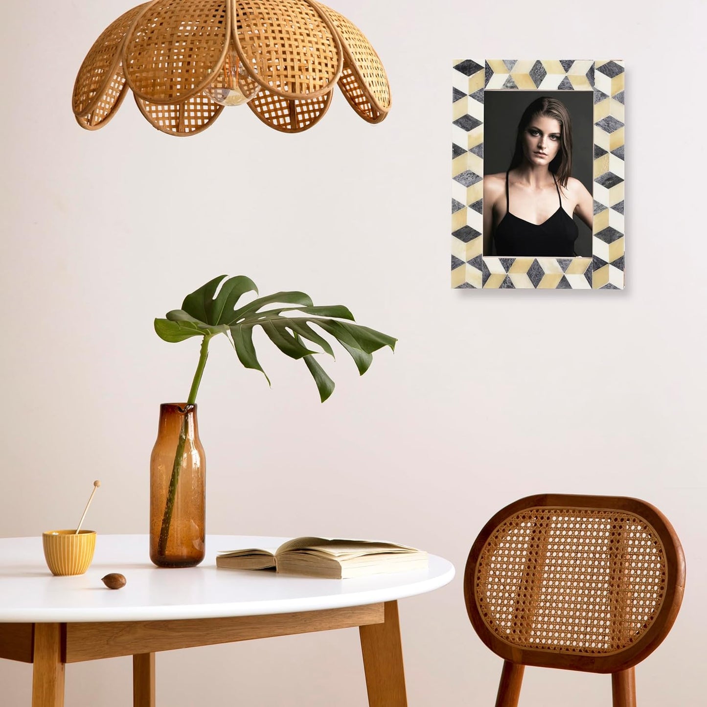 Handmade Bone Photo Frame 4x6 – Rustic Vintage Chevron Design, Boho Cube Grey & White Picture Frame for Tabletop or Wall Décor