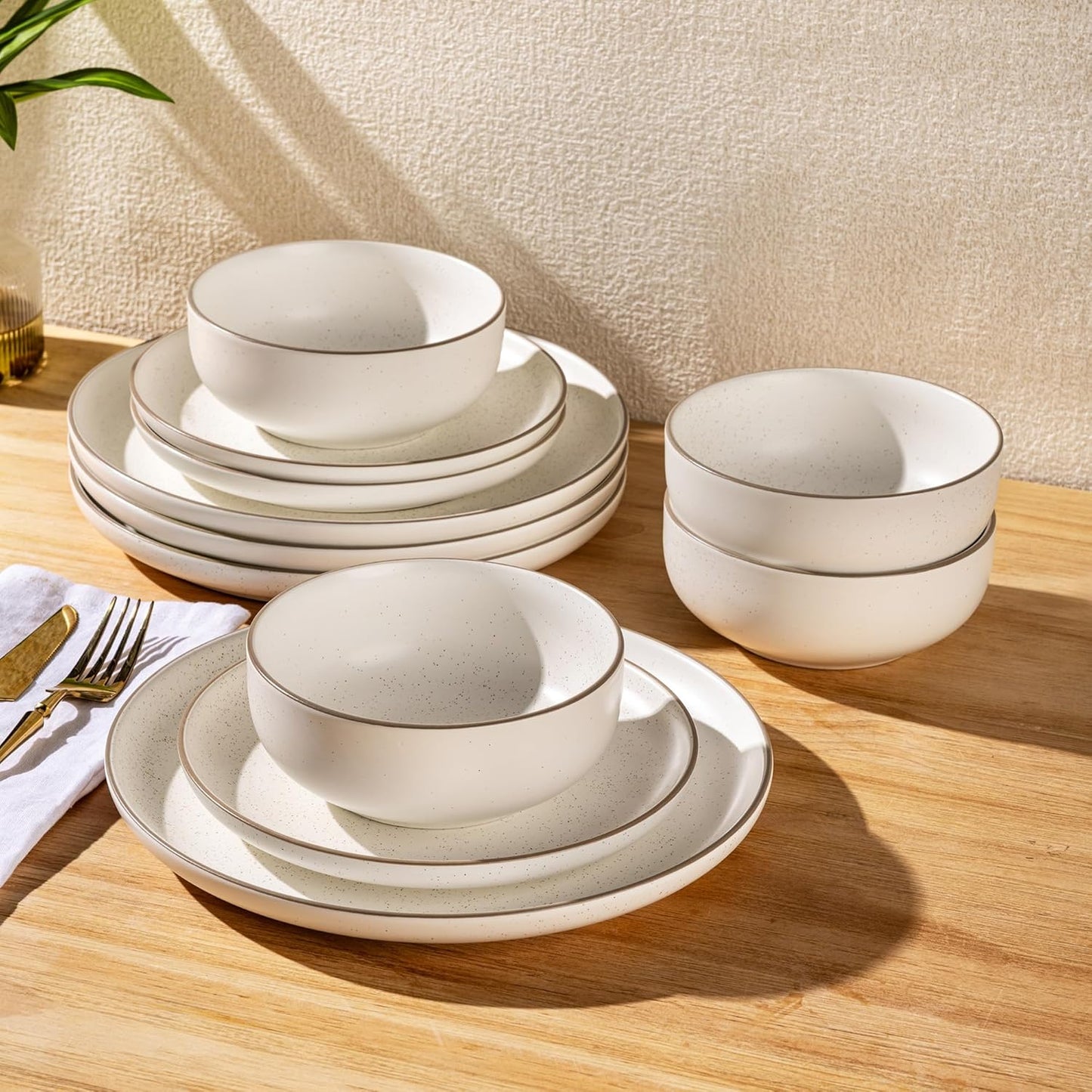 GBHOME Dinnerware Set for 4, GBHOME 12 Pieces Handmade Speckled Glaze Plates and Bowls Sets, Modern Style Scratch Resistant Stoneware Dishes Set, Dishwasher & Microwave Safe