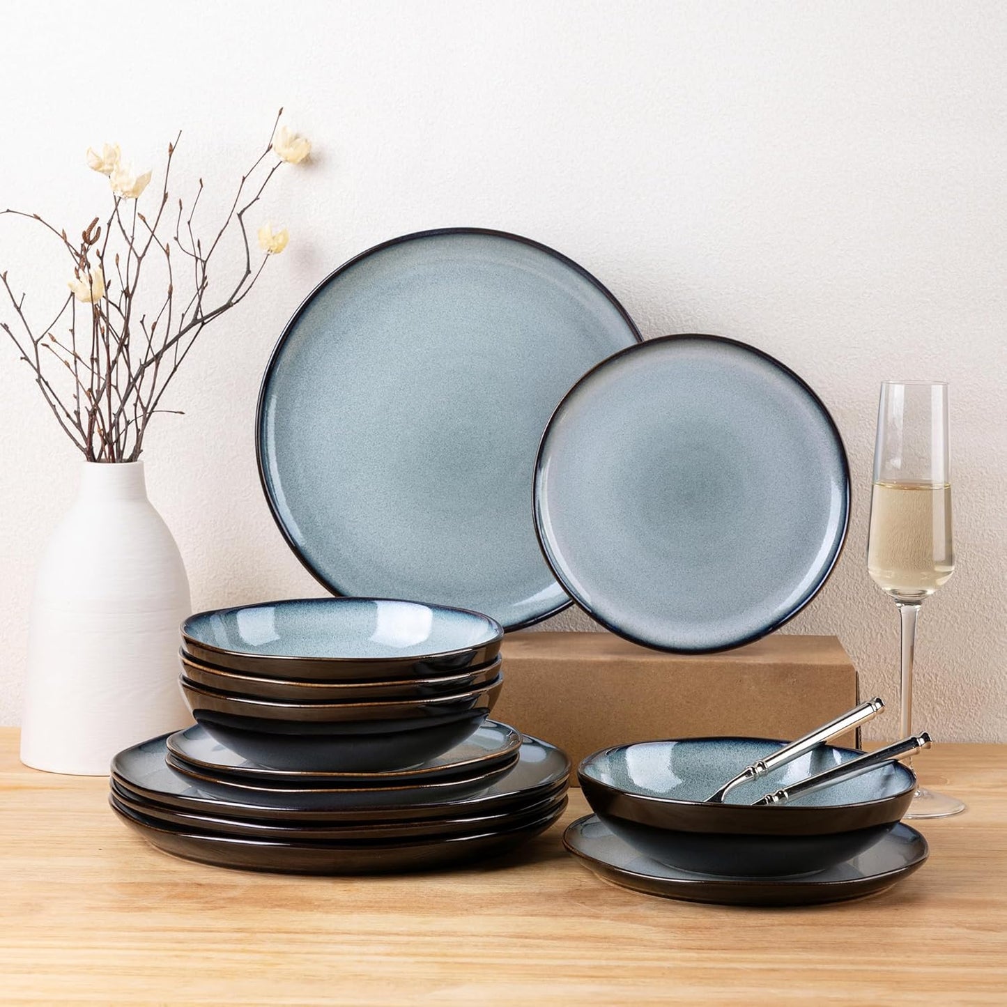 LeRatio Ceramic Dinnerware Sets for 4,Wavy Reactive Glaze Stoneware Plates and Bowls Sets,Highly Scratch Resistant | Dishwasher & Microwave,Oven Safe Dishes Set(12PCS)