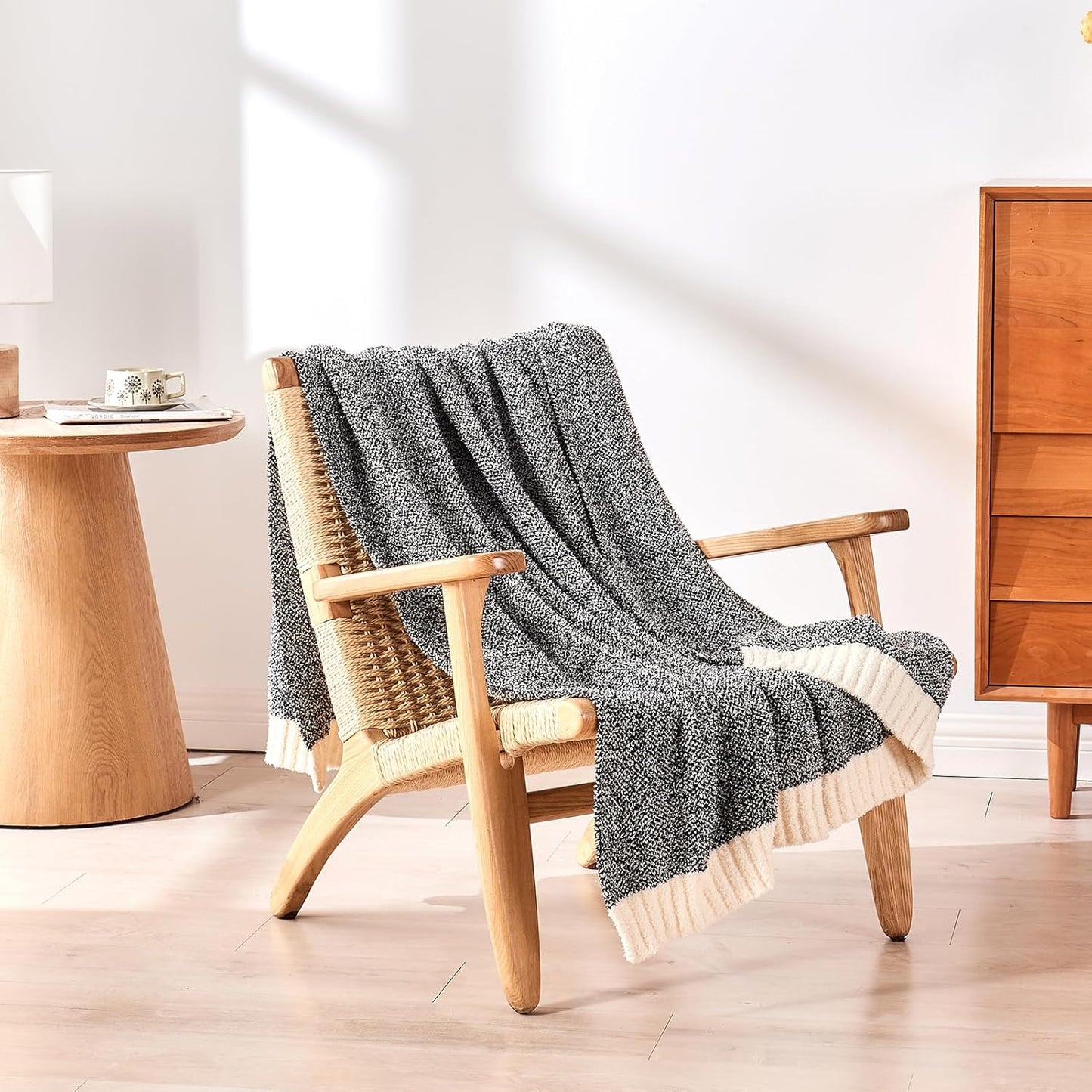 CozeCube Super Soft Fullfy Microfiber Reversible Knitted Blankets, Warm Cozy Fuzzy Plush Throw, Black and White Melange Throw Blanket for Couch Bed Sofa, 50" x 60"