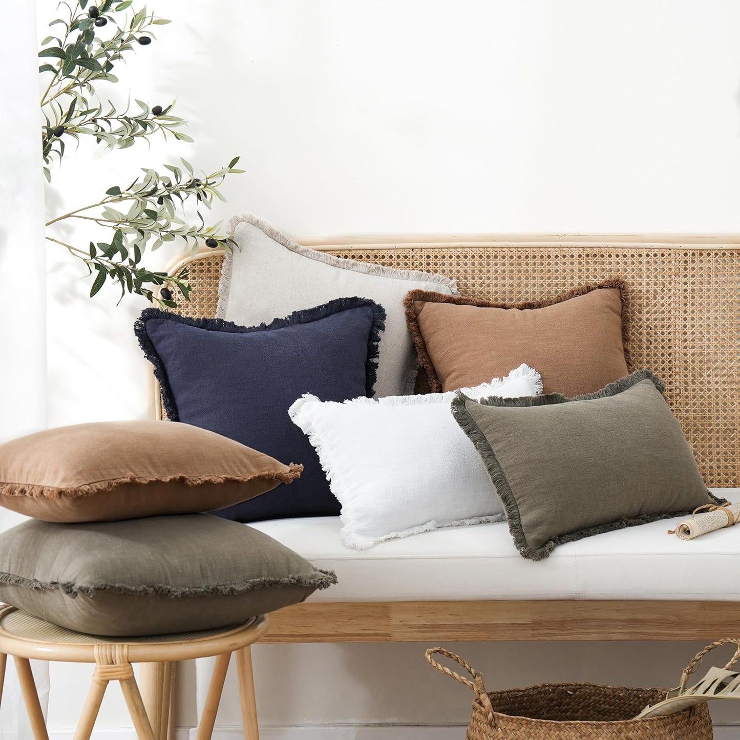 Foindtower Set of 2 Decorative Linen Fringe Lumbar Throw Pillow Covers Boho Farmhouse Cushion Cover with Tassels Soft Accent Pillowcase for Couch Sofa Bed Living Room Home Decor,12×20Inch,Khaki Brown