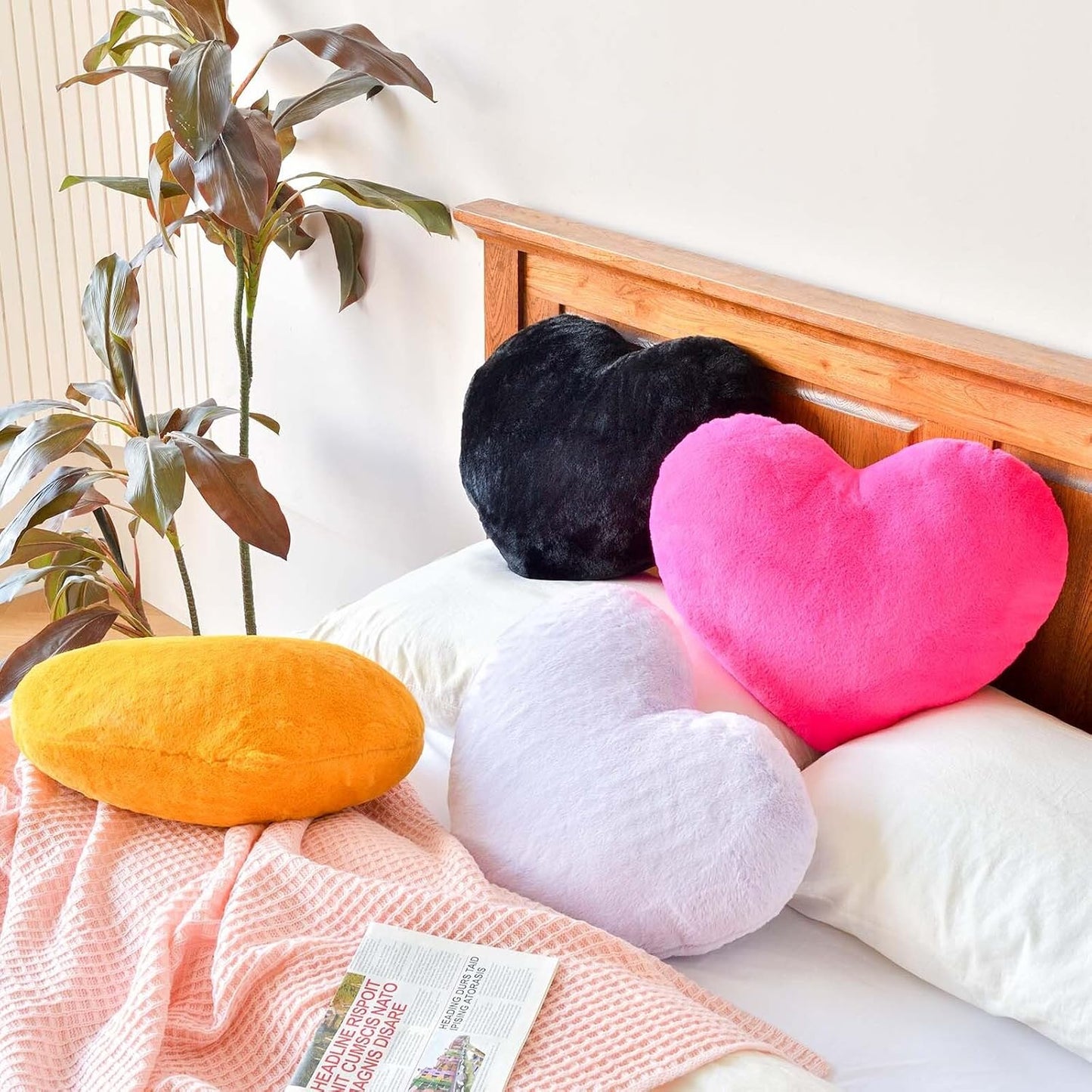 Hot Pink Heart Pillows, Cute Heart Decorative Pillow, Heart Shaped Throw Pillows for Bed, Faux Rabbit Fur Plush Hoom Decor Pillow Cushion for Chair Sofa Living Room (Large-19.6"x15.7")
