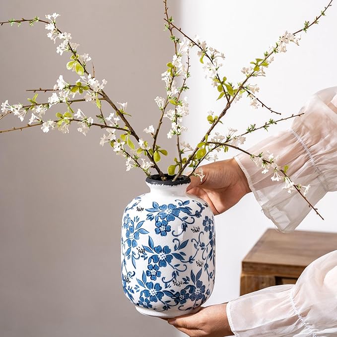 Blue and White Vintage Vase, Ceramic Chinoiserie Floral Vases, Round Farmhouse Rustic Large Flower Vase for Home Decor, Living Room, Office, Bookshelf, Grand Millennial Chinoiserie Decor 7.7 Inch