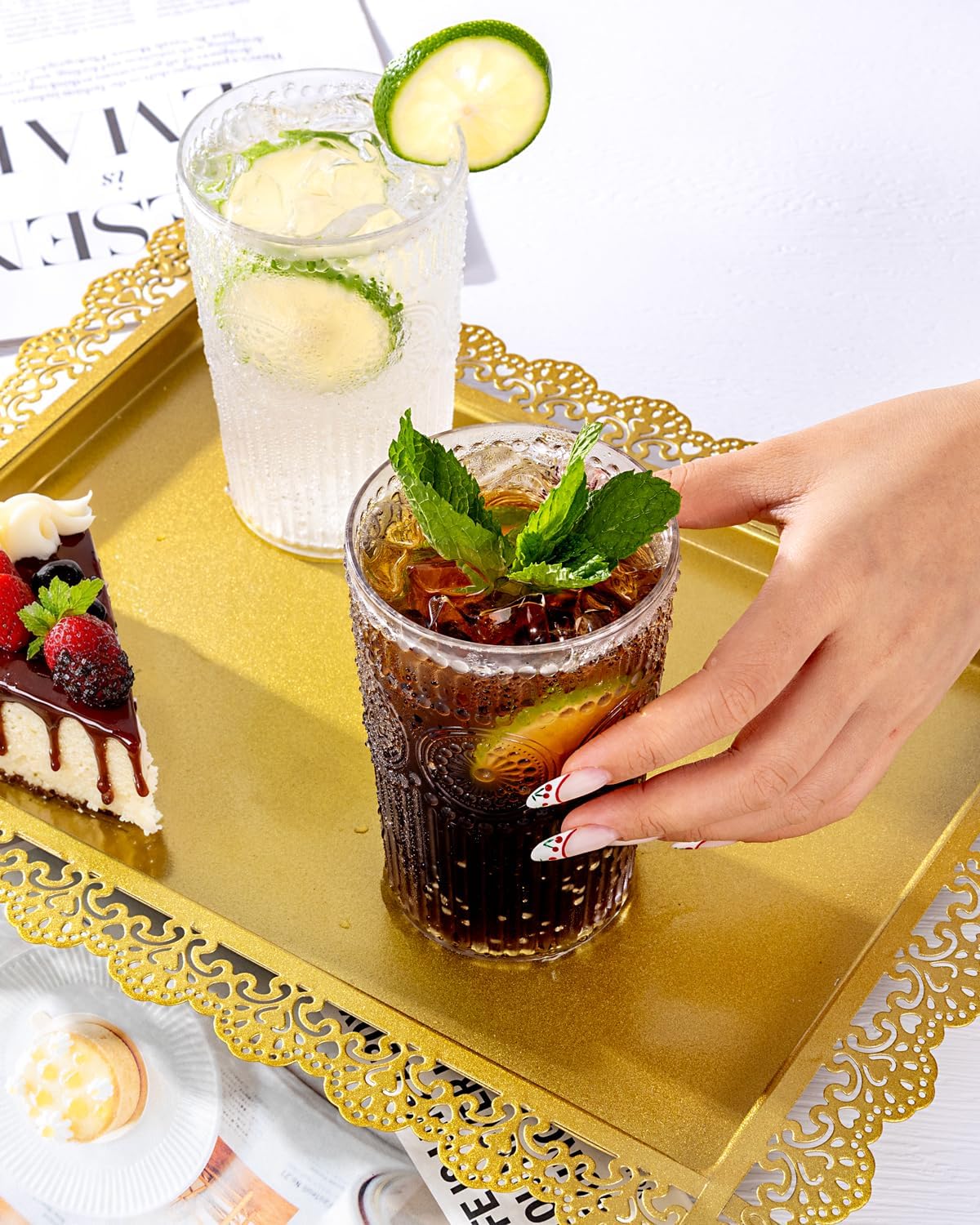 Ciaell 12 Pack Romantic Plastic Water Glasses - 14 Oz Clear Vintage Drinking Glasses, Embossed Ribbed Plastic Cups, Textured Striped Drinkware Set for Juice, Beverages, Beer, Cocktail