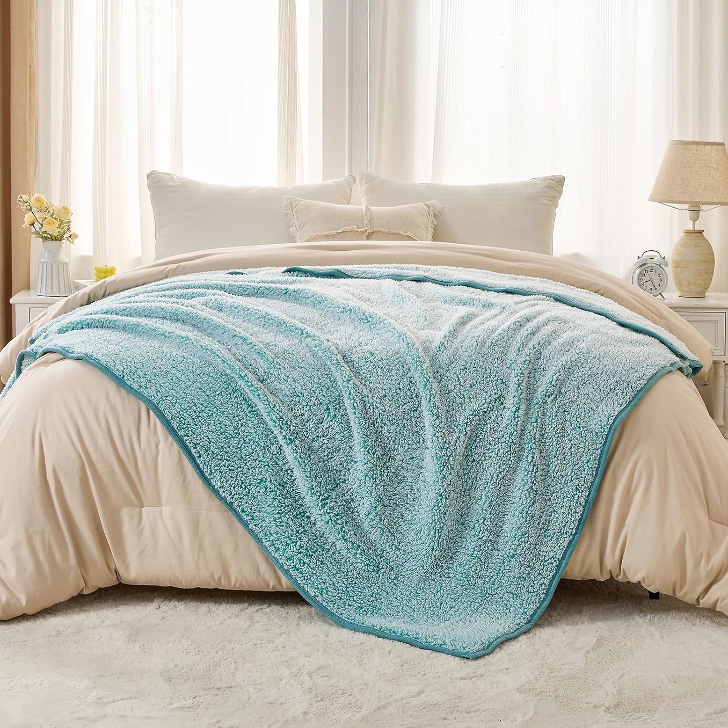 EMME Soft Sherpa Fleece Blanket Reversible Plush Fluffy Large Blanket, Light Weight Warm Decorative Boho Blanket Cover for Sofa, Couch, Bedroom,Travel(Plush Teal,60"x80")
