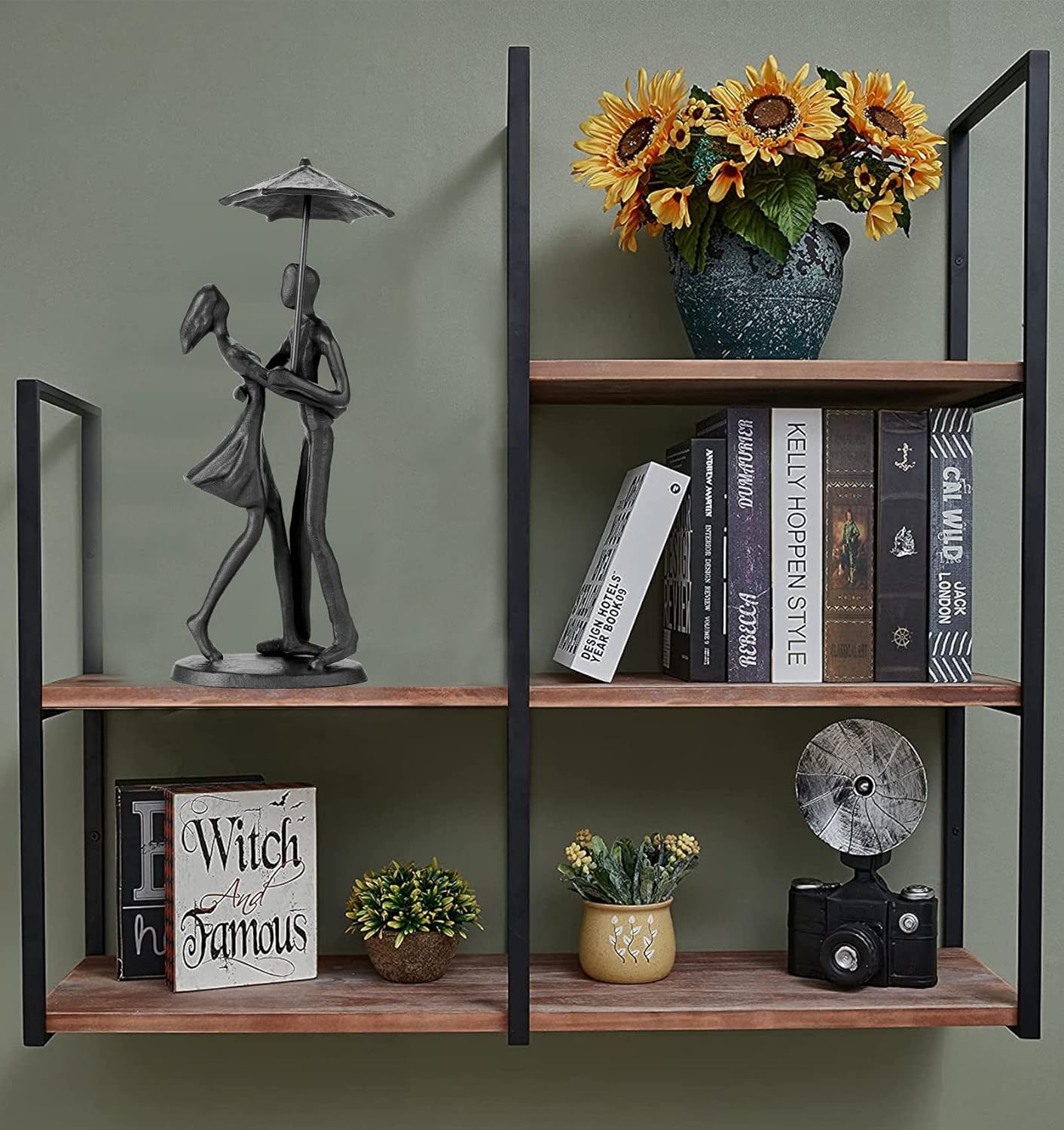 Loving Couple Under Umbrella Bronze Sculpture, Handcrafted Art Metal Statue Romantic Art Iron Statue 6th 11th 20th 40th 50th for Couple