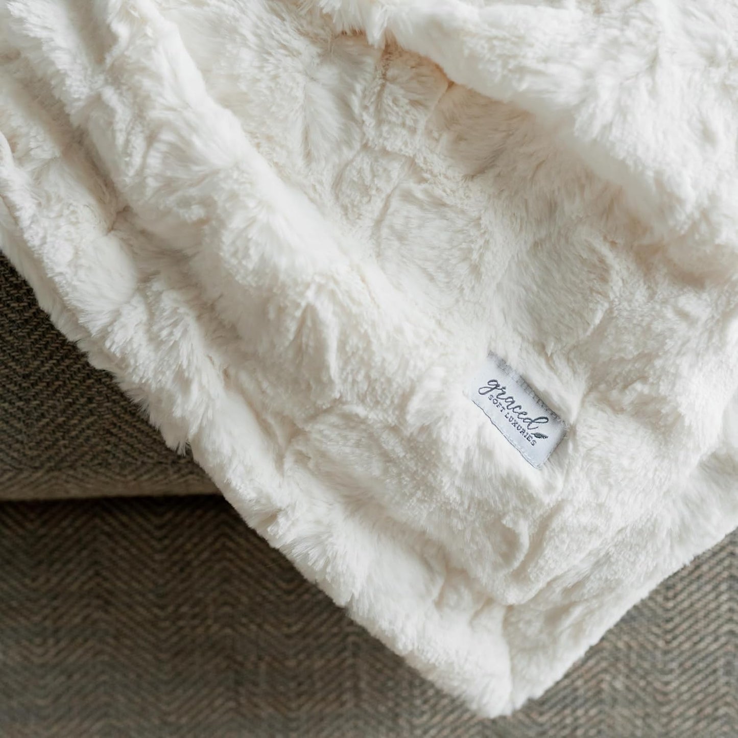 GRACED SOFT LUXURIES Throw Blanket Softest Warm Elegant Cozy Faux Fur Aesthetic for Home, Couch, Sofa, Bed, Living Room (Solid Ivory, Extra Large 60" x 80")