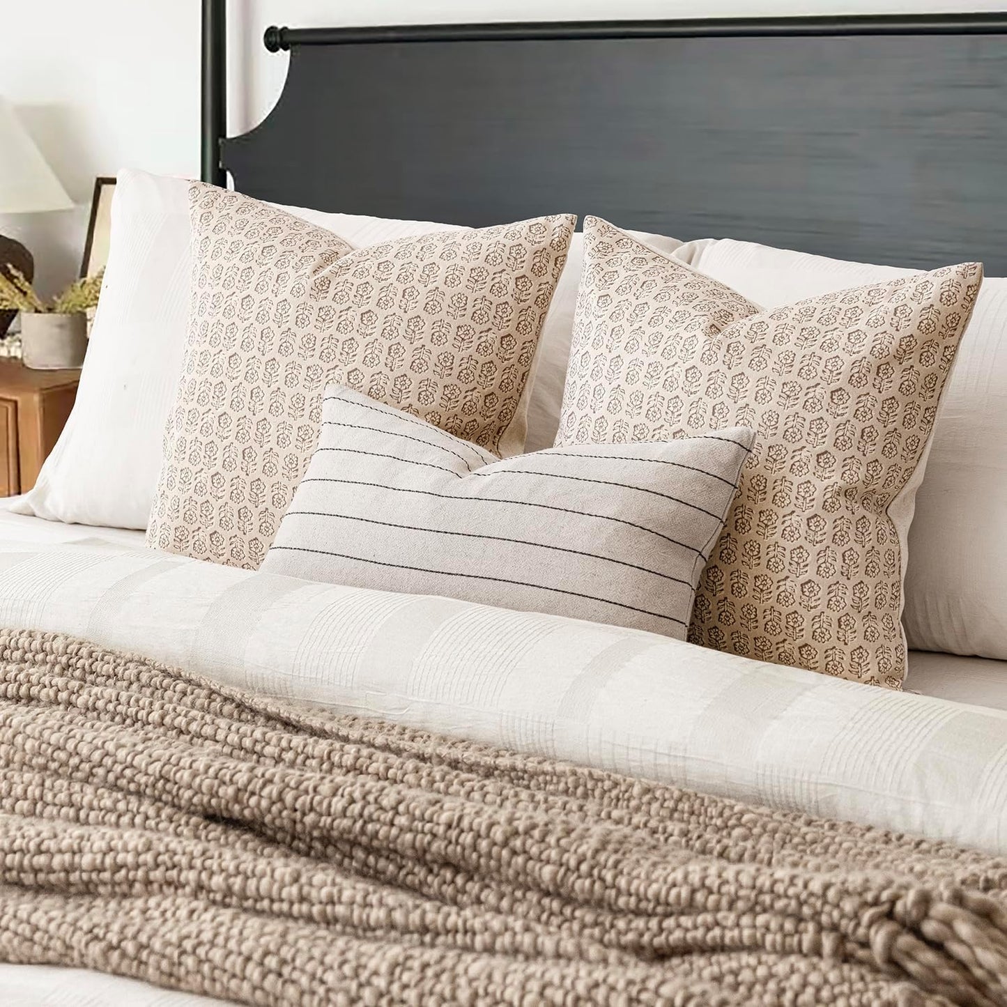 Foindtower Set of 2 Decorative Neutral Floral Print Throw Pillow Covers Vintage Accent Farmhouse Cushion Covers Boho Home Decor for Sofa Couch Chair Bedroom Living Room,22×22 Inch,Ivory Beige