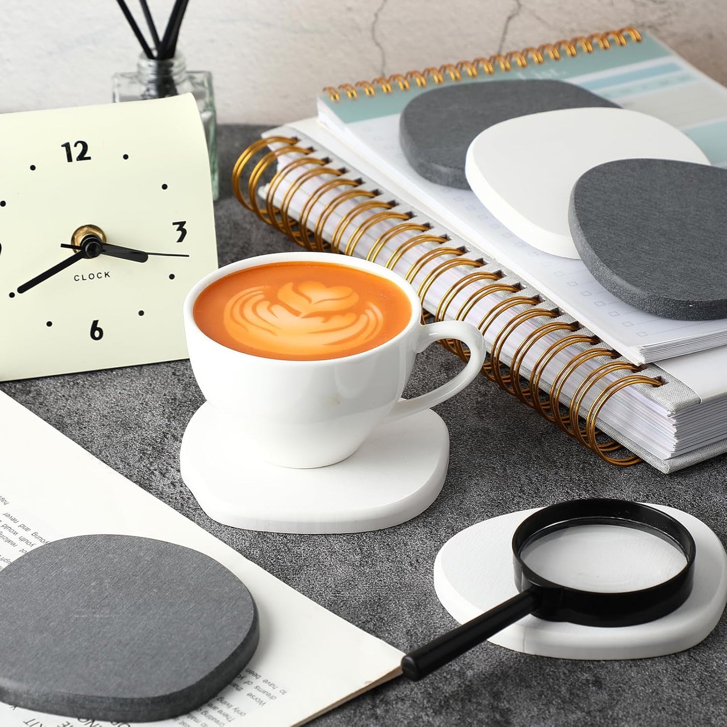 Diatomaceous Earth Coaster ，Set of 6，Unique White Absorbent Coasters for Drinks，Modern Aesthetic Instant Dry Stone Drink Coasters（6,White/Grey）