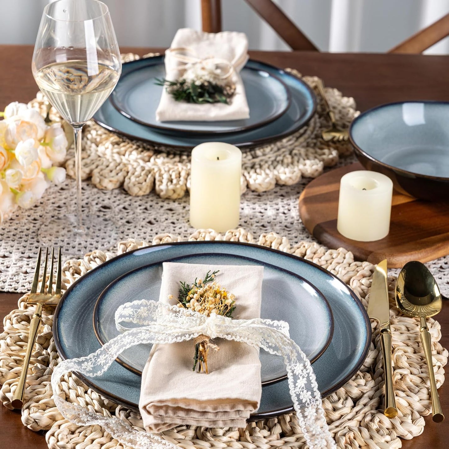 LeRatio Ceramic Dinnerware Sets for 4,Wavy Reactive Glaze Stoneware Plates and Bowls Sets,Highly Scratch Resistant | Dishwasher & Microwave,Oven Safe Dishes Set(12PCS)