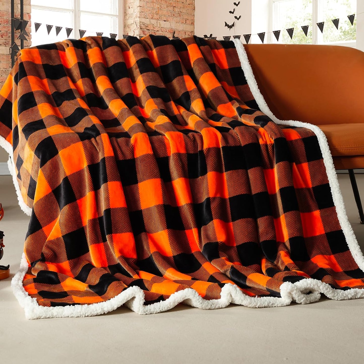 BEAUTEX Halloween Blanket, Sherpa Plaid Throw Blankets Fuzzy Fluffy Cozy Soft Throws, Fleece Flannel Plush Microfiber Blanket Halloween Fall Decor for Couch Bed Sofa(50" X 60", Orange)