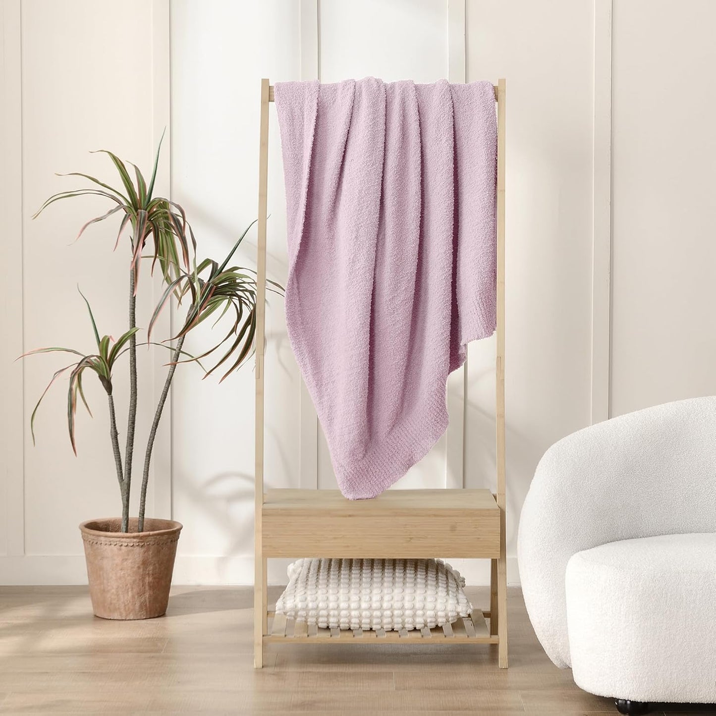 JOOJA Throw Blanket for Couch Super Soft Blankets for Bed Comfy Cozy Blanket Knit Fuzzy Plush Fleece Blanket Gift for Women Lightweight Blanket for Living Room Sofa 50 x 60 Inches Lilac