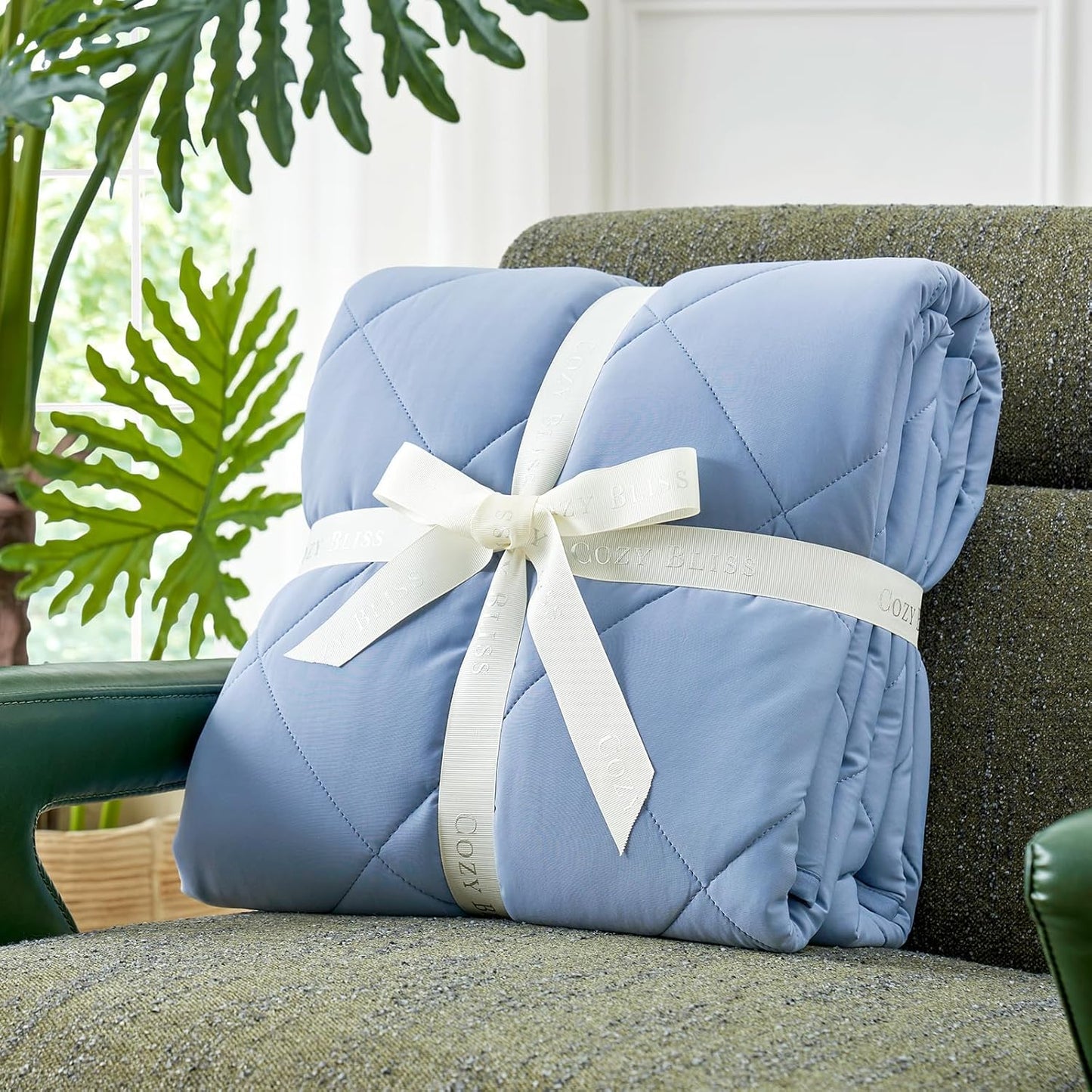 Cozy Bliss Cooling Throw Blanket for Hot Sleepers, Q-Max 0.4 Cooling Comfort 50x70, Cold Blankets for Night Sweats Sleeping, Ultra-Cool Lightweight Breathable Summer Blanket for Bed Travel