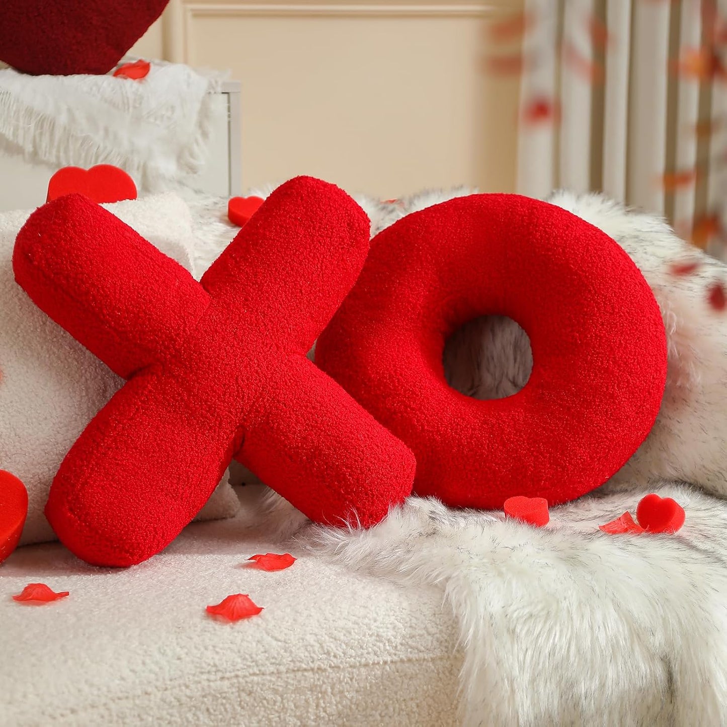 EastTree XO Pillows, Christmas Love XO Shaped Pillow, Red Throw Pillows, Love Pillow Gifts, Ultra Soft Teddy Fleece Wedding Pillows, Women Girls Kid Room Decor, Valentine's Day Decor 14x14 Inch