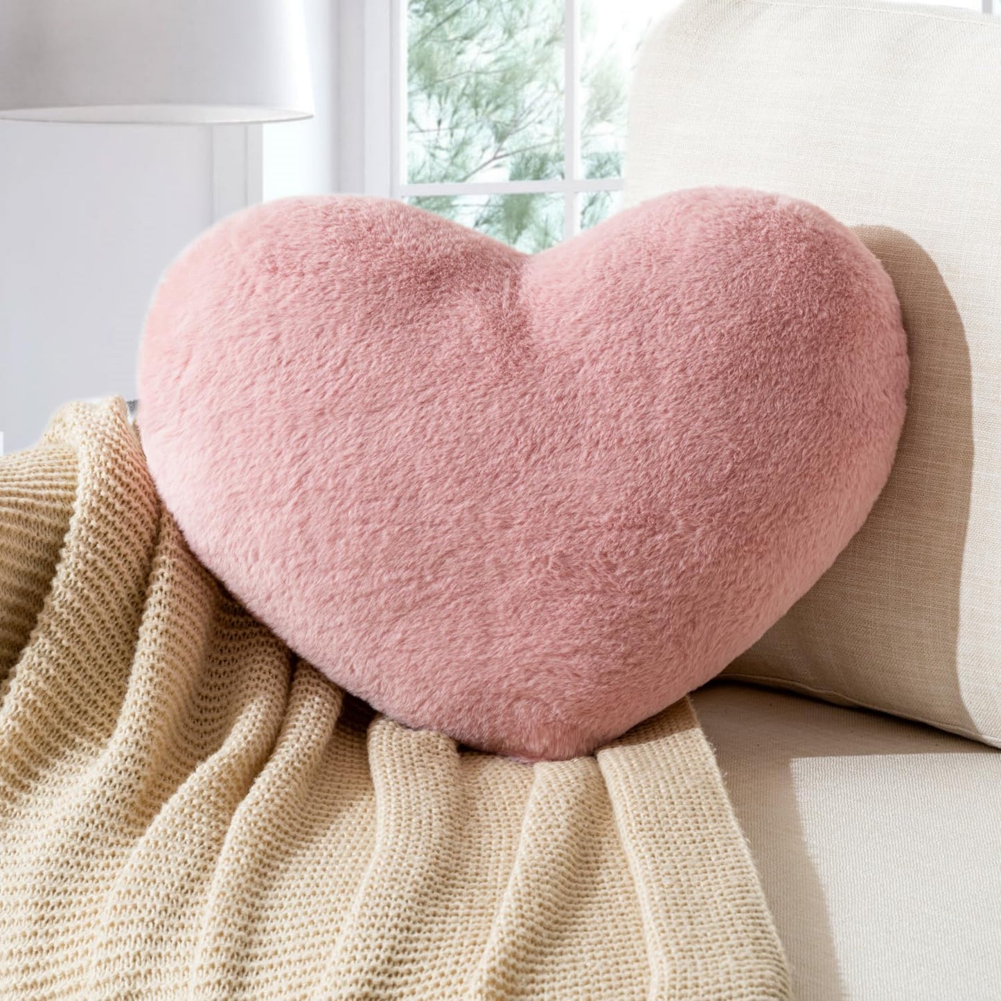 Heart Pillow Heart Shaped Throw Pillows Super Soft Faux Rabbit Fur Heart Throw Pillow Valentines Day Decorations Pillow,Wedding Decor, Women Girls Home Decoration