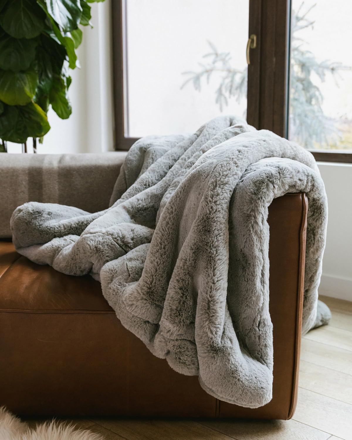 Cozy Earth Cuddle Blanket - Faux Fur Ultra-Soft Luxury Throw Blanket - Thick & Cozy Oversized Design for Lounging or Sharing - Machine Washable - Throw 60" x 50" Dove Grey