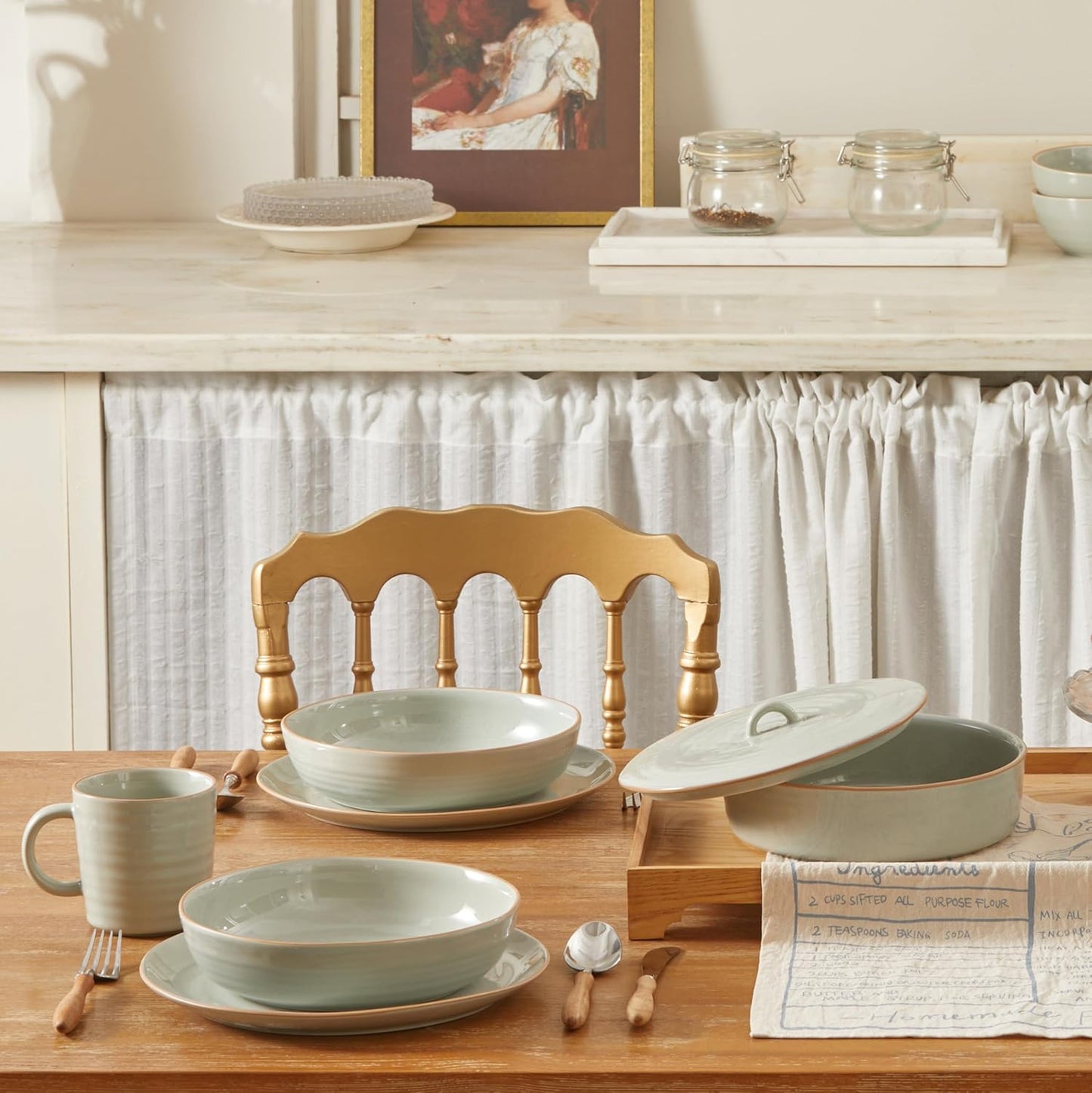 Bico Light Sage Green 10 inch Stoneware Dinner Plates Set, Set of 4, Microwave and Dishwasher Safe, for Main Course, Steak, Pasta