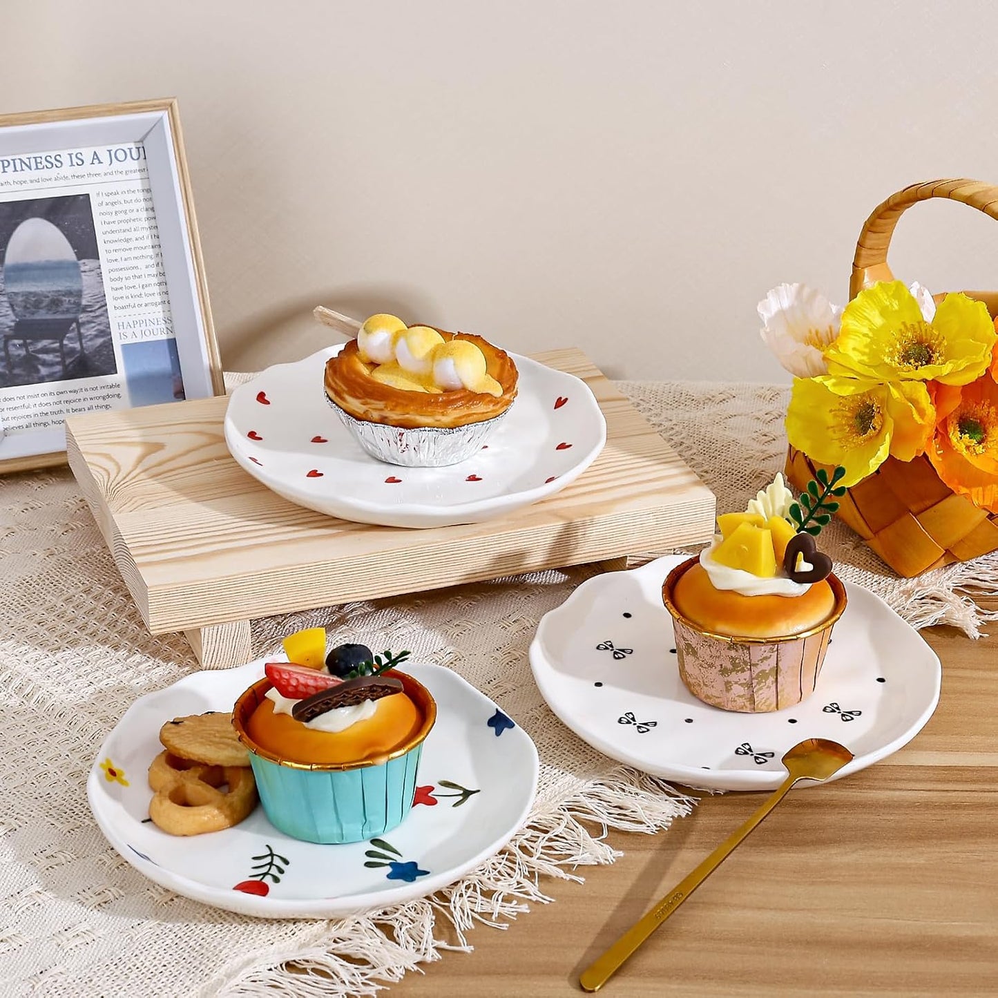 Koythin Ceramic Dessert Plates, Cute Fruits Dinner Plate, Creative Plates Design, Printed Flowers Dinnerware for Office and Home, Kitchen Plates for Desserts (White Floral)