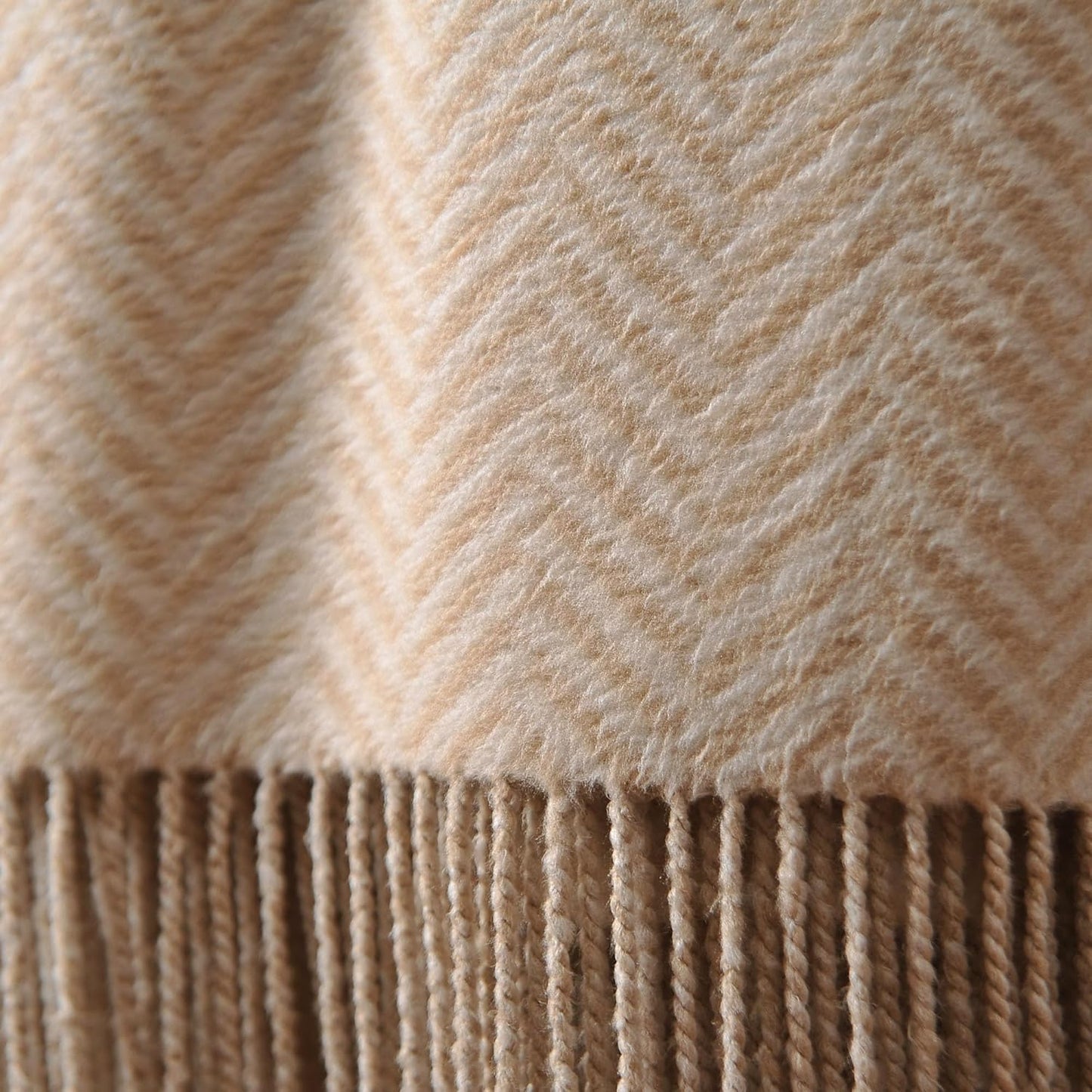 CUDDLE DREAMS Silk Throw Blanket with Hand-Knotted Fringe, Natural, Soft & Breathable (Herringbone-Taupe)