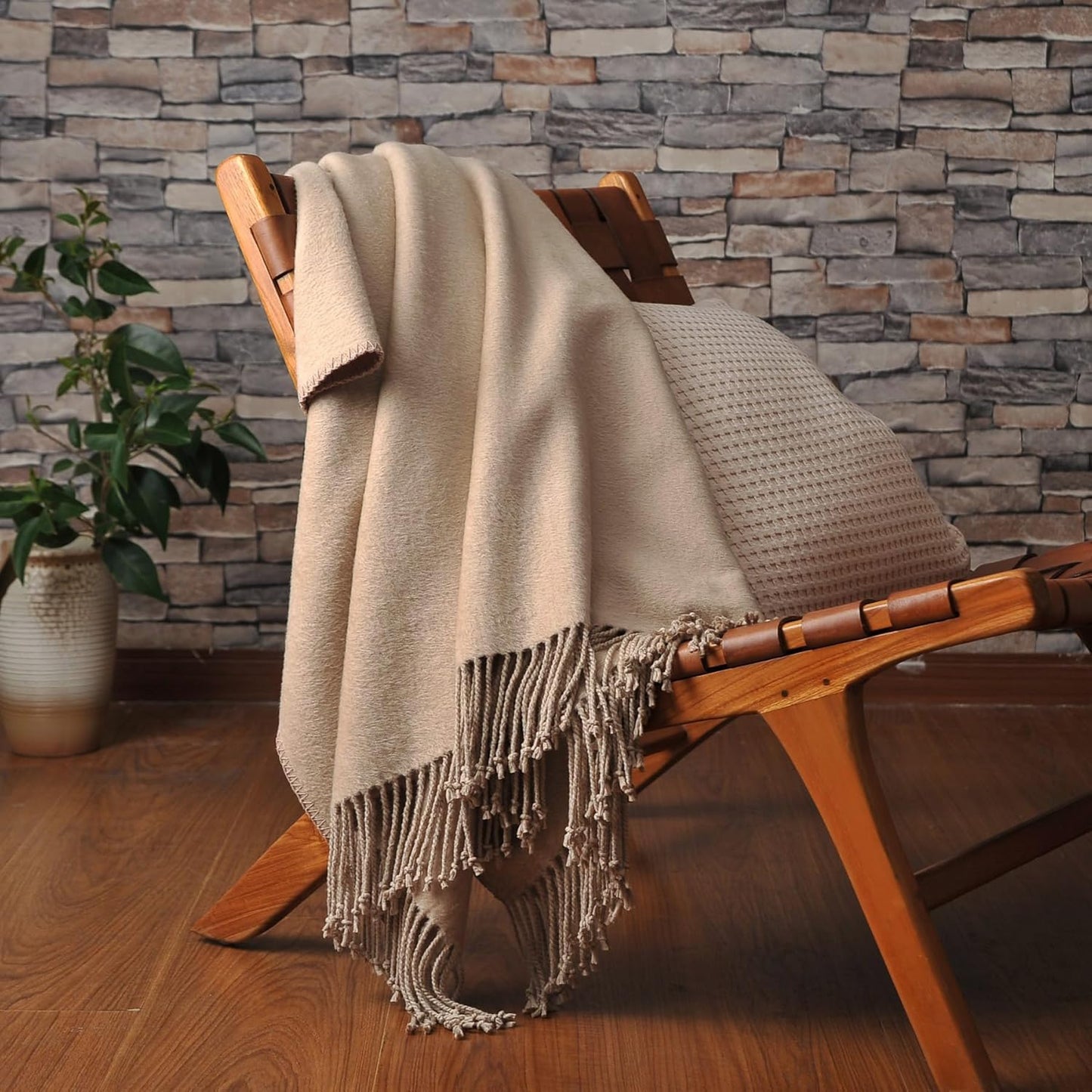 CUDDLE DREAMS Silk Throw Blanket with Hand-Knotted Fringe, Natural, Soft & Breathable (Taupe)