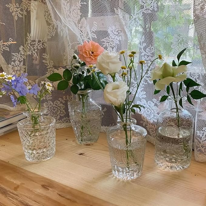24Pcs Glass Bud Vase Set,Small Flower Vase for Tables Centerpieces Decor, Mini Vintage Clear Vase for Home,Wedding,Party Decorations（24 Pcs，Clear）