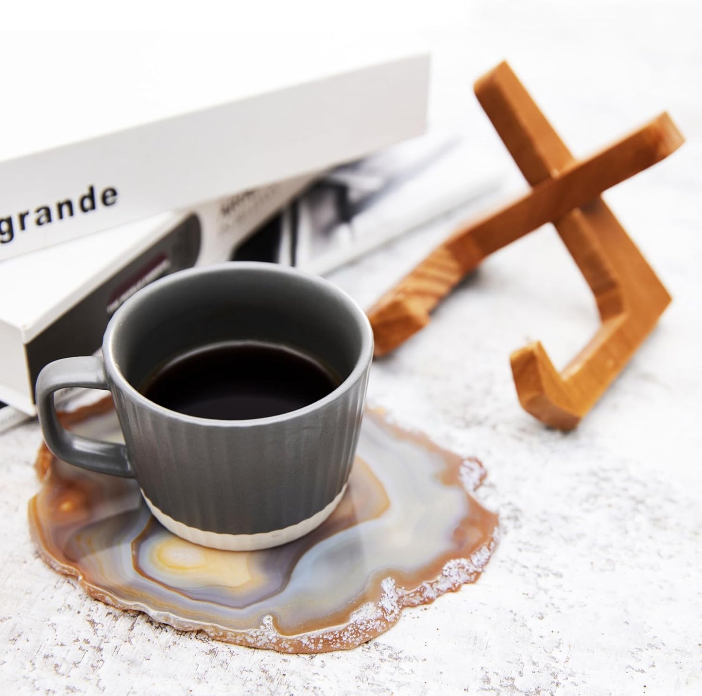 Luxury Lane Large Natural Brazilian Agate Slice Geode Rock Stone Drink Coaster with Wood Holder 4.7-5.5 inch Centerpiece Table Decoration, Oak Brown