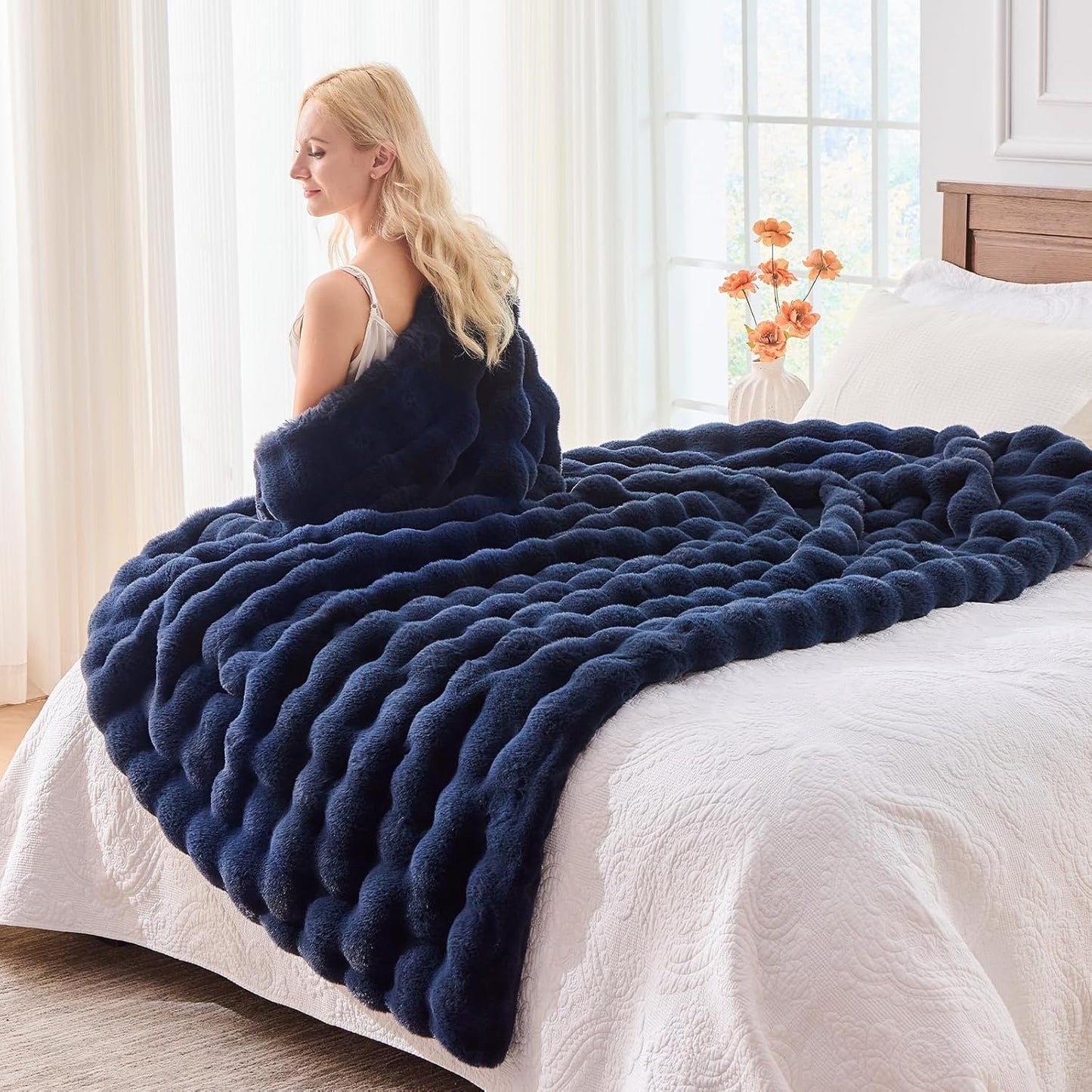 BENVWE Fluffy Faux Fur Throw Blanket for Couch, Soft Plush Thick Cozy Fuzzy Luxury Minky Bubble Blanket for Home Living Room Decor Gift for Women, Navy Blue, 63" x 80", 1100GSM