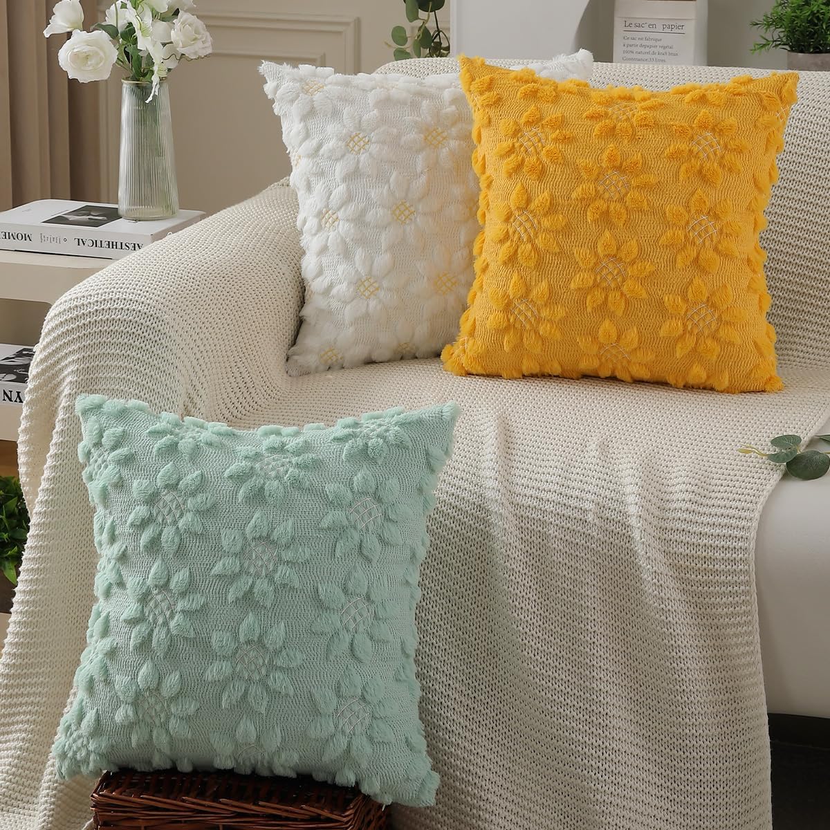 DFXSZ Spring Summer Pillow Covers 18x18 inch Set of 2 Farmhouse Decor White Flower Heart Sunflower Yellow Soft Plush Faux Fur Jacquard Throw Pillows for Sofa Holiday Spring Home Decor PTK024D18