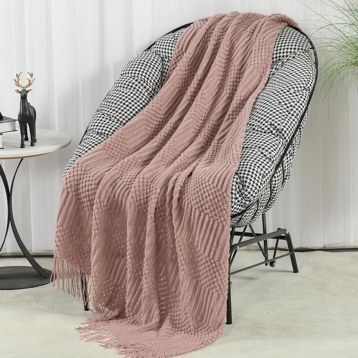 Blagic Knitted Throw Blanket for Couch, Bed and Sofa. Super Soft Blanket with Tassels, Light Pink Warm Throw Blanket, 50 x 60 Inches Lightweight & Cosy Home Decor