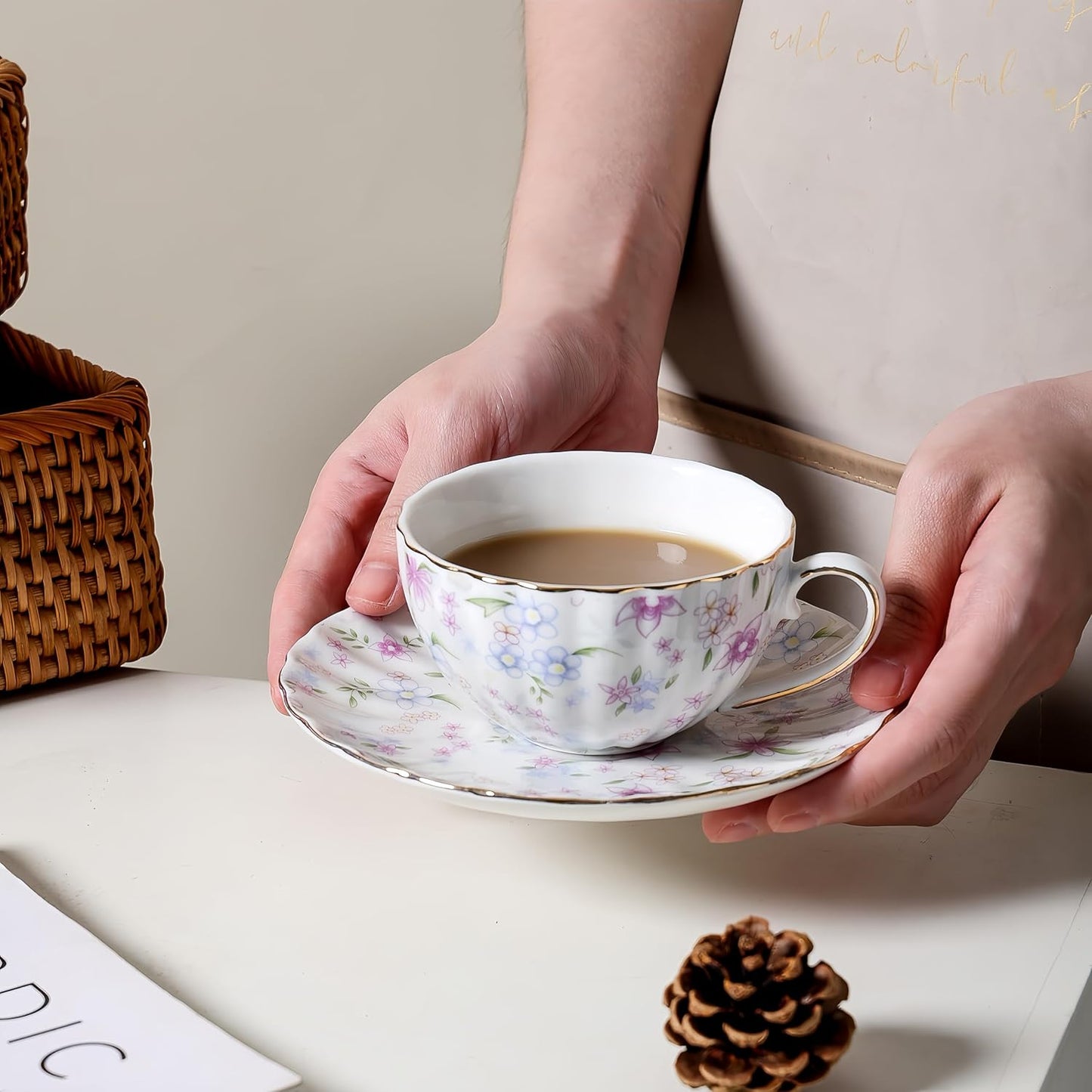fanquare Country Style Floral Tea Cup and Saucer Set, 6 Ounces Cappuccino Coffee Cup with Gold Trim, Porcelain Teacups for Women and Tea Parties