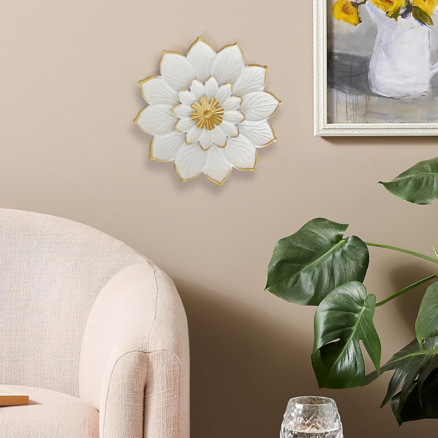 LIFFY 9.2“ White and Gold Metal Flower Wall Art, Modern Rustic Floral Decor for Indoor Living Room Bedroom Office Outdoor Garden Patio Yard