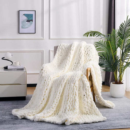 L'AGRATY Chunky Knit Blanket Throw: Soft Chenille Yarn Throw Blanket 60x80 - Handmade Thick Cable Crochet Blanket - Large Chunky Rope Throw Blanket for Couch Sofa Bed Home Decor(Cream White)