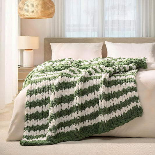 L'AGRATY Chunky Knit Blanket Throw: 60''x80'' Chenille Chunky Knitted Throw Blankets for Twin Bed Couch - Handmade Thick Cable Knit Blanket - Large Crochet Rope Blankets for Home Decor