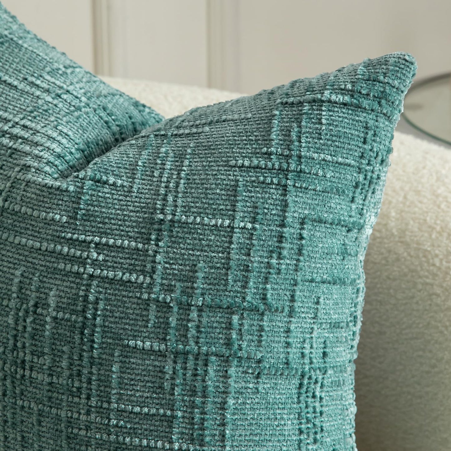 MANDIOO Pack of 2 Soft Chenille Textured Throw Pillow Covers Lumbar Accent Solid Decorative Cushion Cover Cozy Farmhouse Pillow Case for Couch Sofa Bed Living Room 16x24 Inch Teal