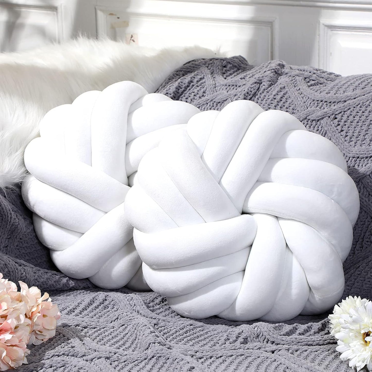Fumete 2 Pcs 14 Inches Knot Pillow Round Throw Soft Plush Knot Ball Pillow Handmade Knotted Modern Home Decorative Cushion for Bed Bedroom, Sofa, Couch (White)