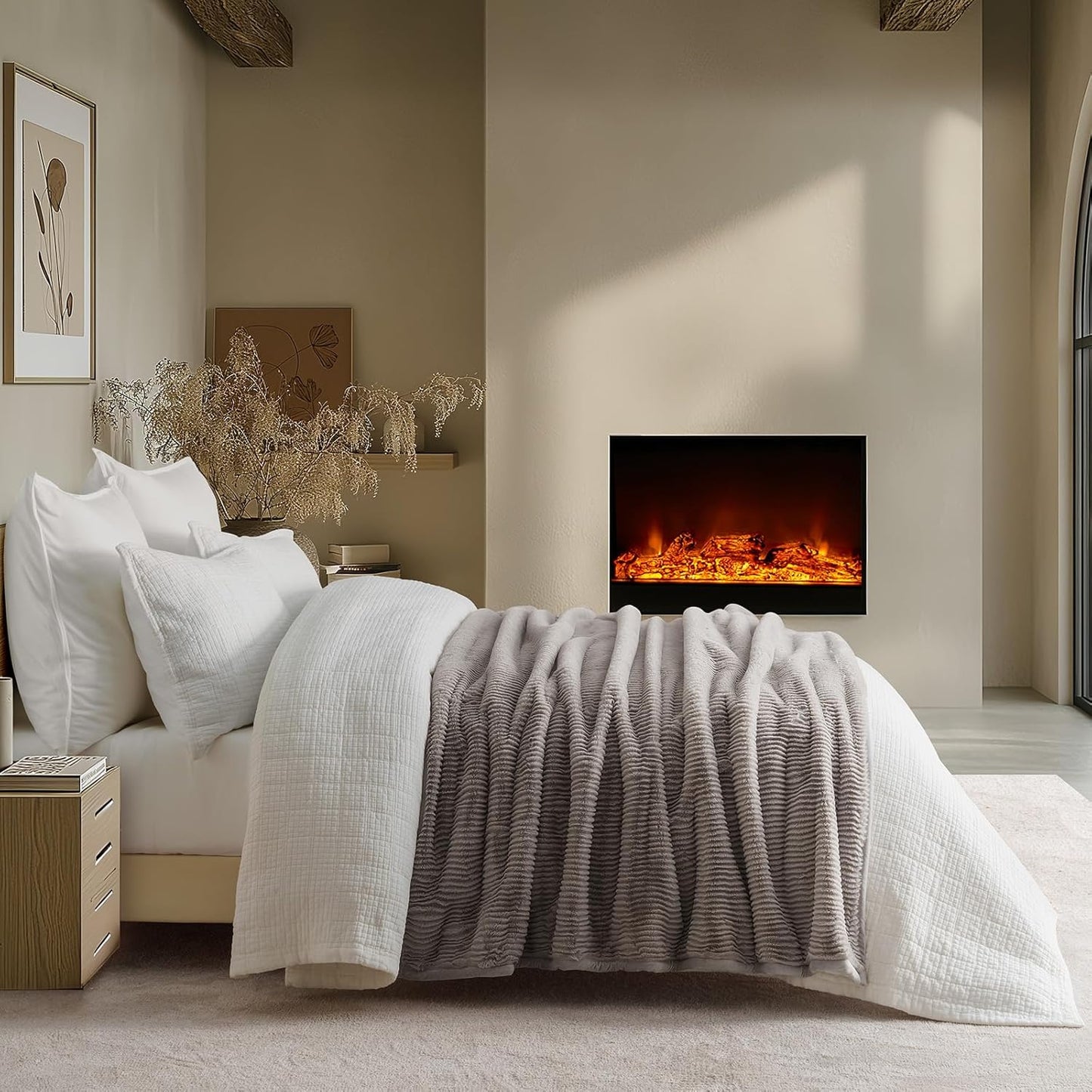 EVERGRACEHOME Ultra Soft Faux Fur Throw Blanket for Couch, Luxury Sculpted Texture Faux Rabbit Fur Blanket for Bed, Fluffy Thick Plush Warm Fuzzy Throw, 920GSM (Taupe, 50''x60'')