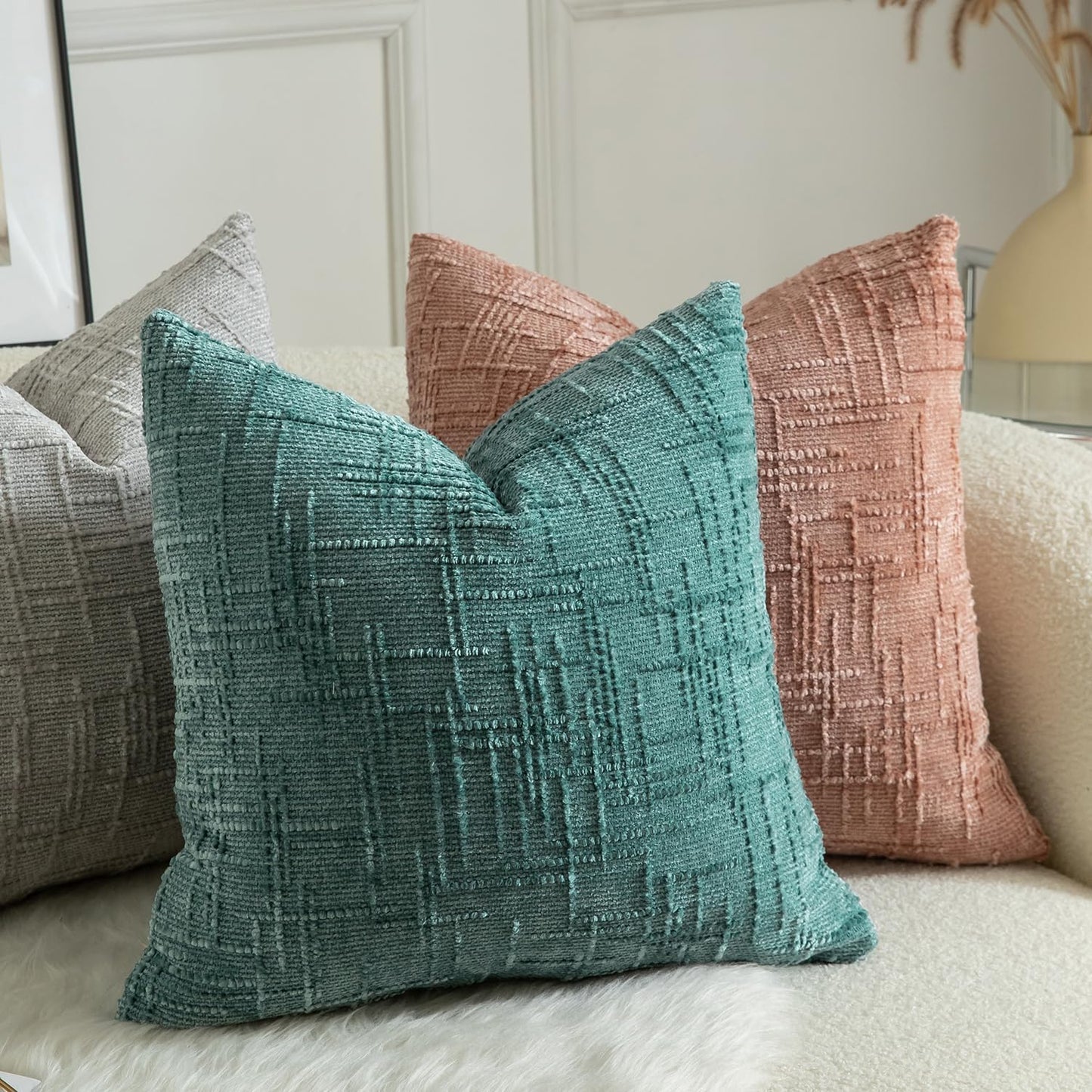 MANDIOO Pack of 2 Soft Chenille Textured Throw Pillow Covers Square Accent Solid Decorative Cushion Cover Cozy Farmhouse Pillow Case for Couch Sofa Bed Living Room 20x20 Inch Teal