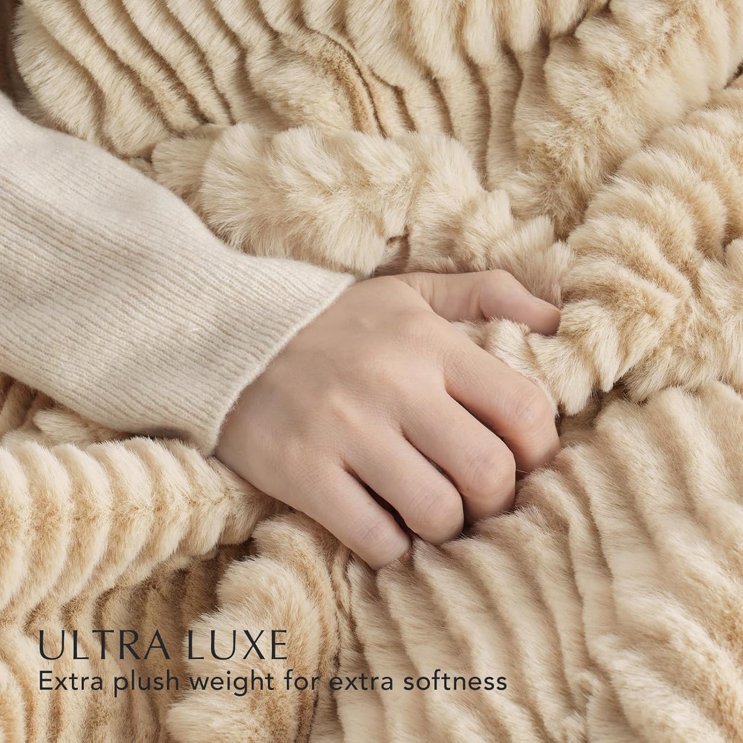 EVERGRACEHOME Ultra Soft Faux Fur Throw Blanket for Couch, Luxury Sculpted Texture Faux Rabbit Fur Blanket for Bed, Fluffy Thick Plush Warm Fuzzy Throw, 920GSM (Beige, 50''x60'')